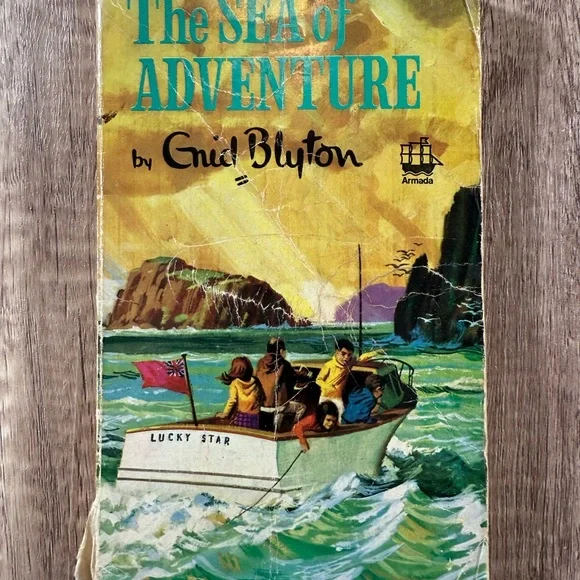 Enid Blyton “Adventure” Series Books for Kids - Picture 2 of 7
